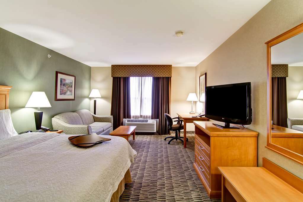 Hampton Inn By Hilton Kamloops Habitación foto